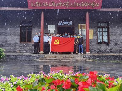 不忘初心，牢記使命 --天虹彩印開展“迎七一”黨建主題活動(dòng)